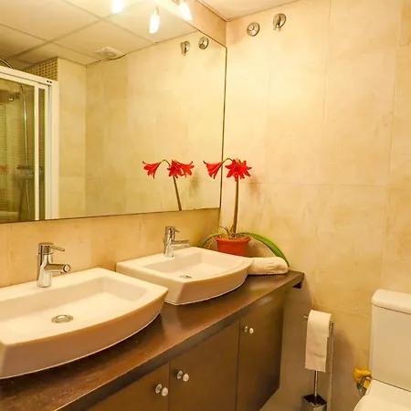 Portman Duplex By Hello Homes